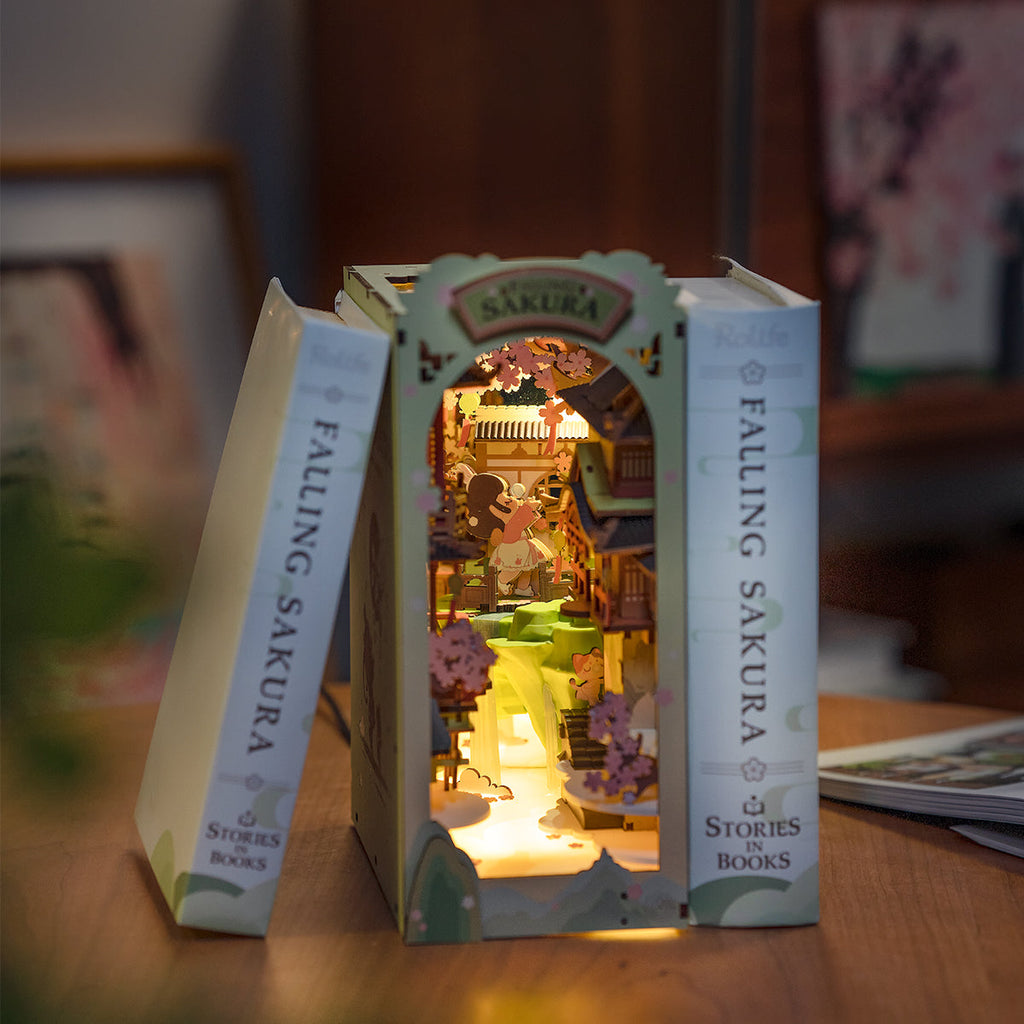 Rolife DIY Book Nook Kit - Falling Sakura TGB05