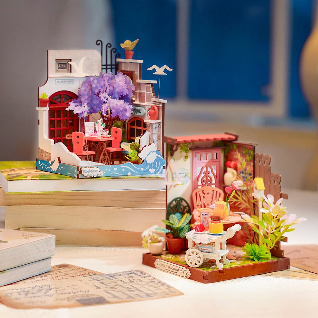 Rolife DIY Miniature House - Sea Holiday Restaurant DS039