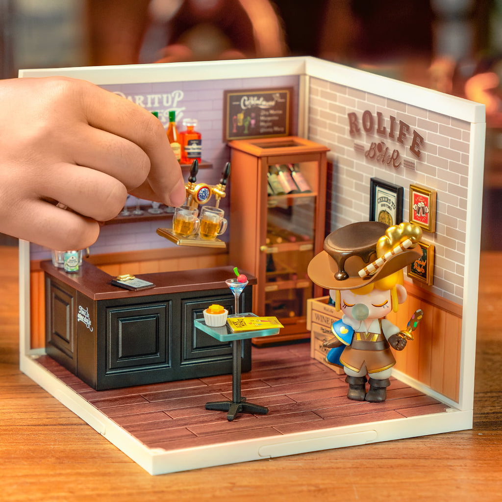 Rolife Leisurely Cheers Bar Super Creator Miniature House DW012