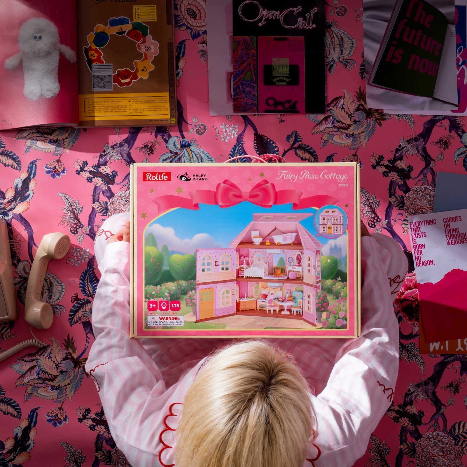 Rolife DIY Dollhouse Kit- Haley Island Fairy Rose Cottage HH001