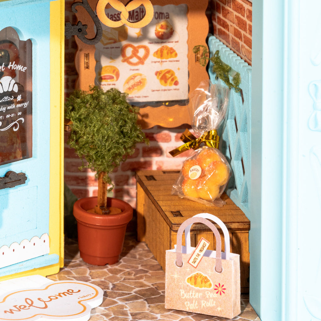 Rolife 3D Wooden Puzzle - Fluffy Cat Bakery DP001